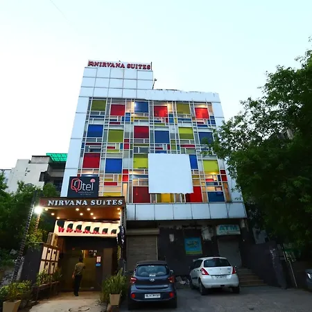 Hotel Nirvana Suits By Qotel Jasola - Near Apollo Hospital In New Delhi